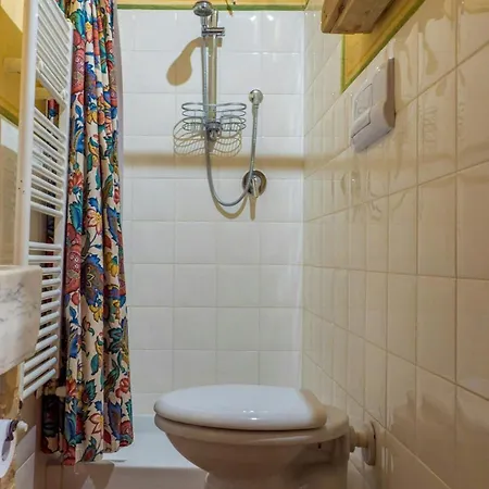 Charming Close To Medieval Towns Holiday home Guardea