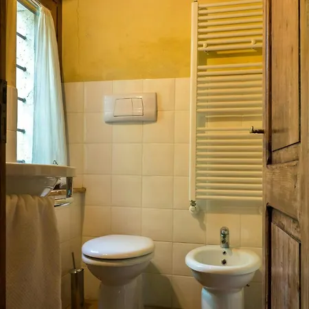 Holiday home Charming Close To Medieval Towns Guardea